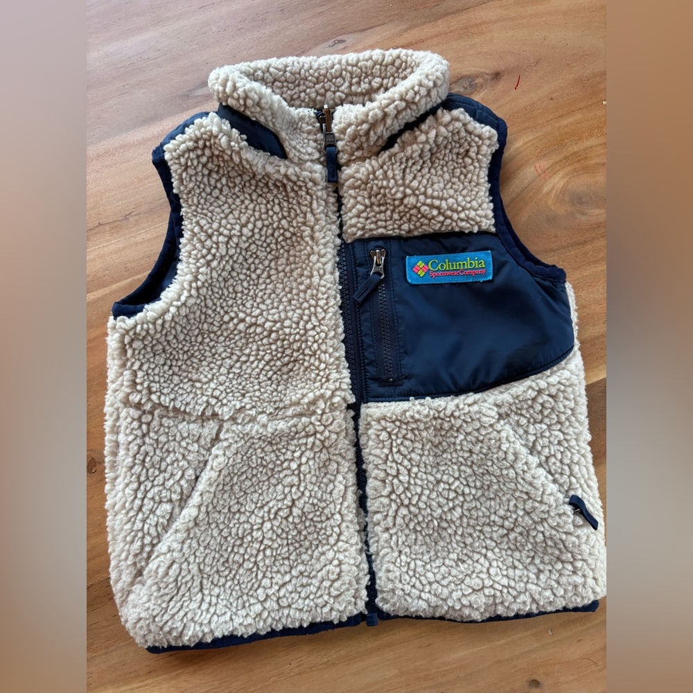 Reversible Columbia Kids Vest  - Navy and Cream Sherpa